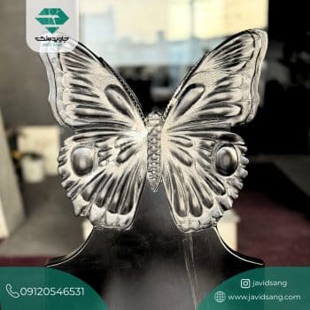 سنگ بالای مزار